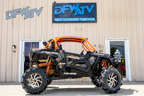 Polaris RZR XP 1000 Highlifter Edition - Orange Cage and Black Roof